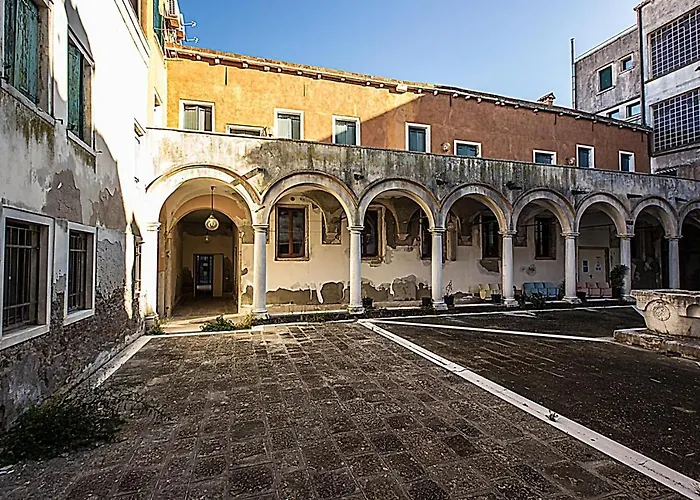 Ca’ Della Tana